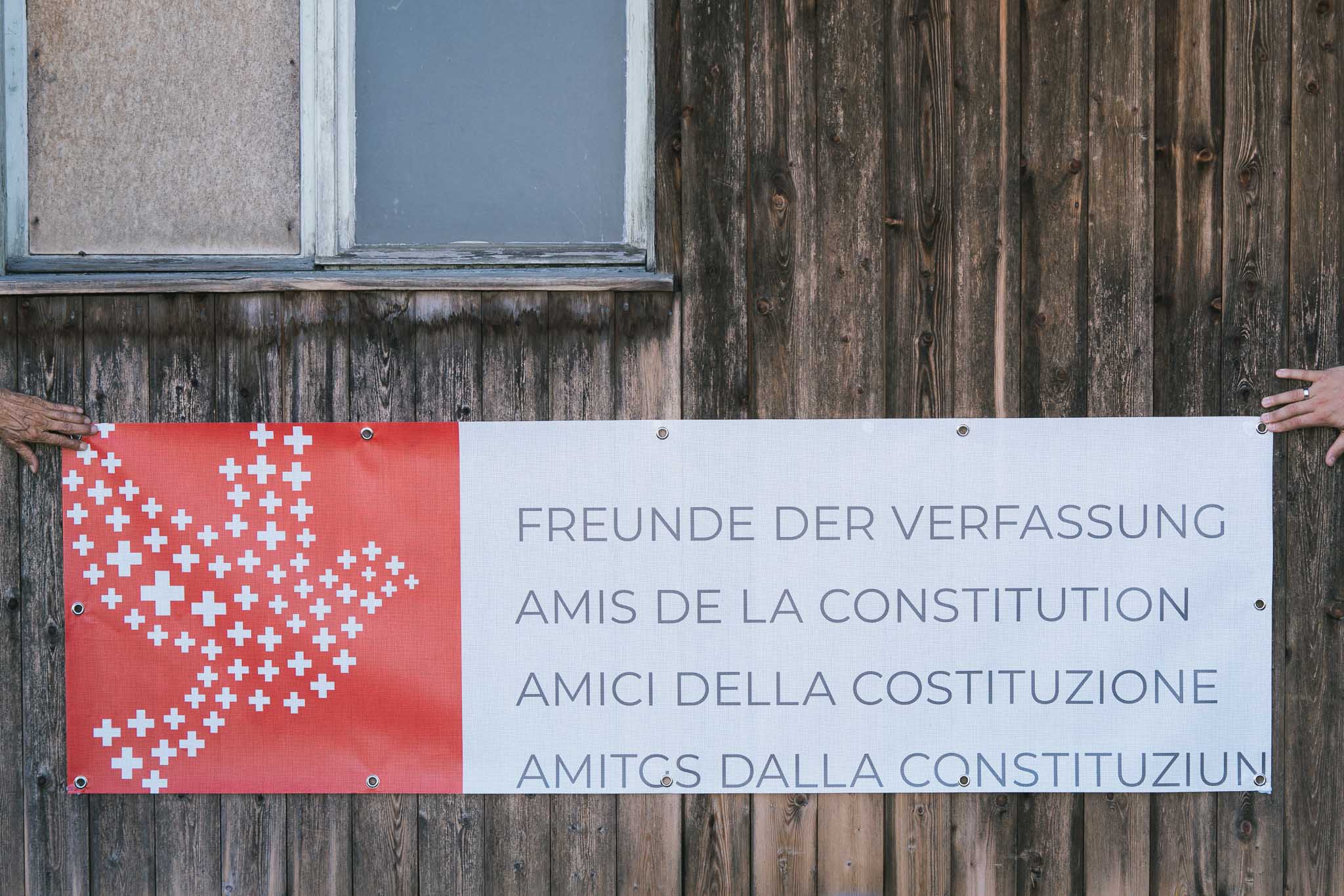 FdV Friedenstaube - Fahne - Freunde der Verfassung